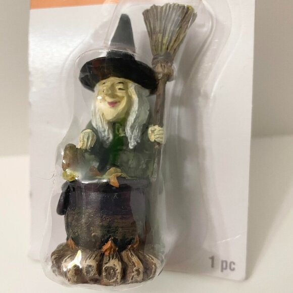 Ashland Halloween Tiny Treasures Witch Figurine Damaged Packaging - Picture 14 of 16